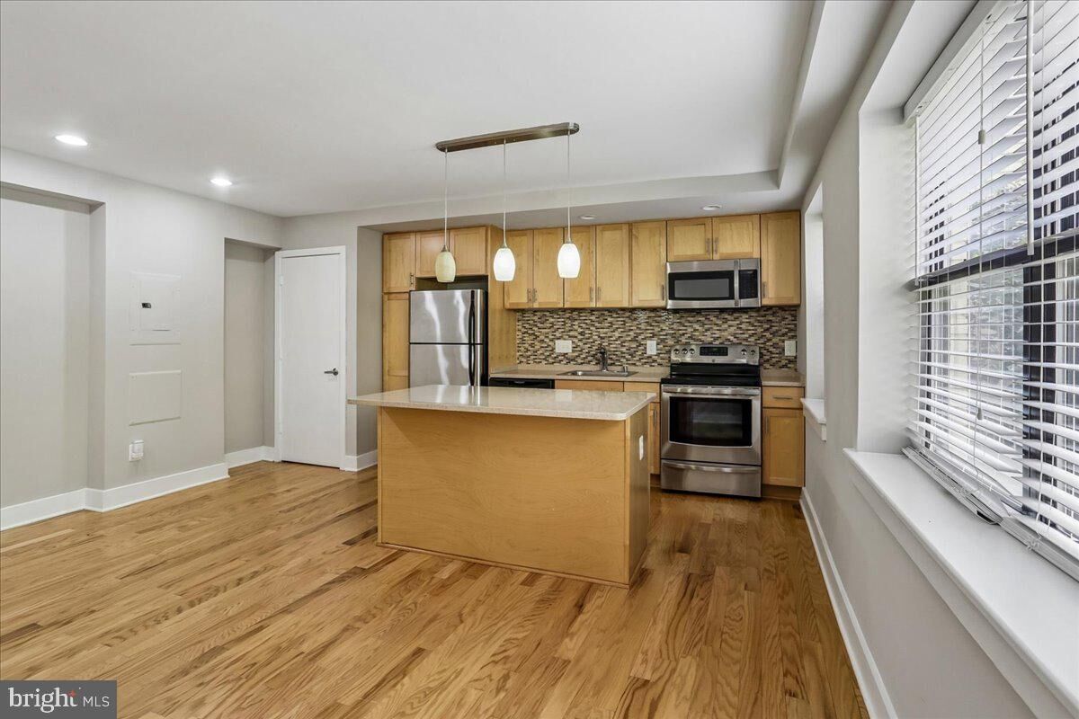 Property Photo:  212 Oakwood Street 212 SE 113  DC 20032 