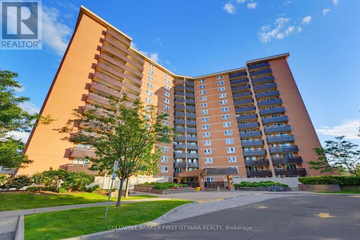 Property Photo: 2000 Jasmine Crescent 803 ON K1J 8K4