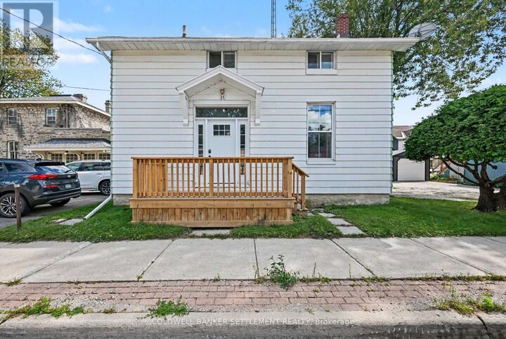 Property Photo:  26 North Street  ON K7H 2S7 