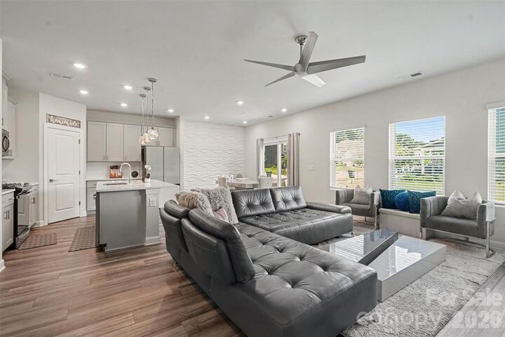 Property Photo: 3514 Peach Cobbler Street NC 28110