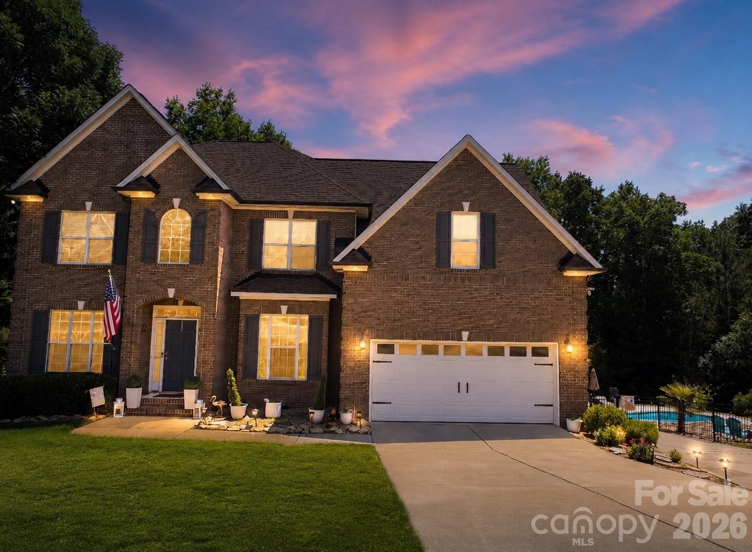 Property Photo:  5506 Thistlebrook Court  NC 28056 
