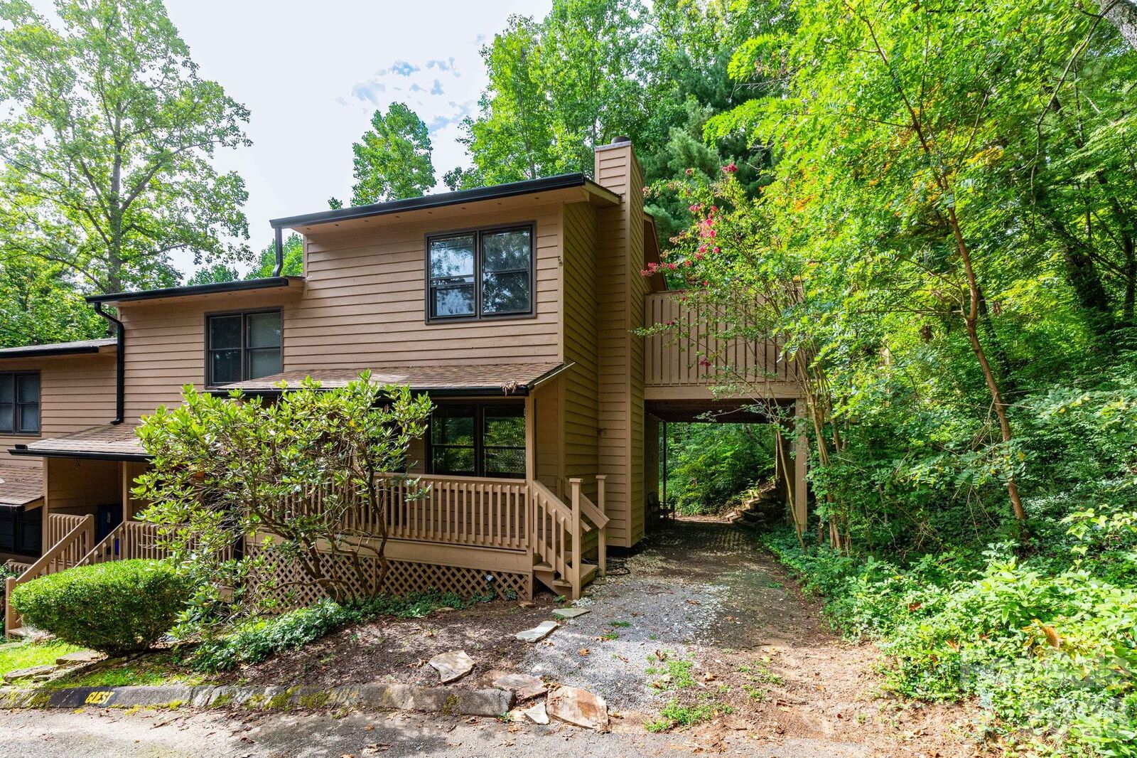 Property Photo:  404 Buck Cove Terrace  NC 28805 