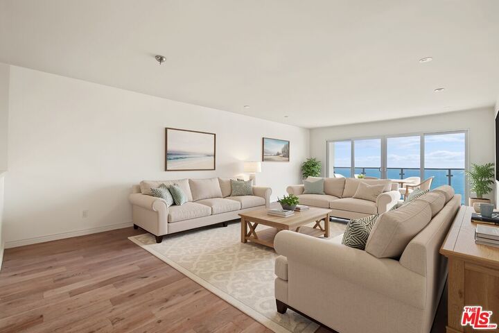Property Photo:  18147 Coastline Dr, Unit 2  CA 90265 