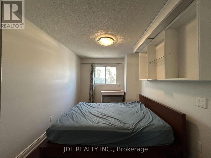 Property Photo: 66 Stonehill Crt Court ON M1W 2V3