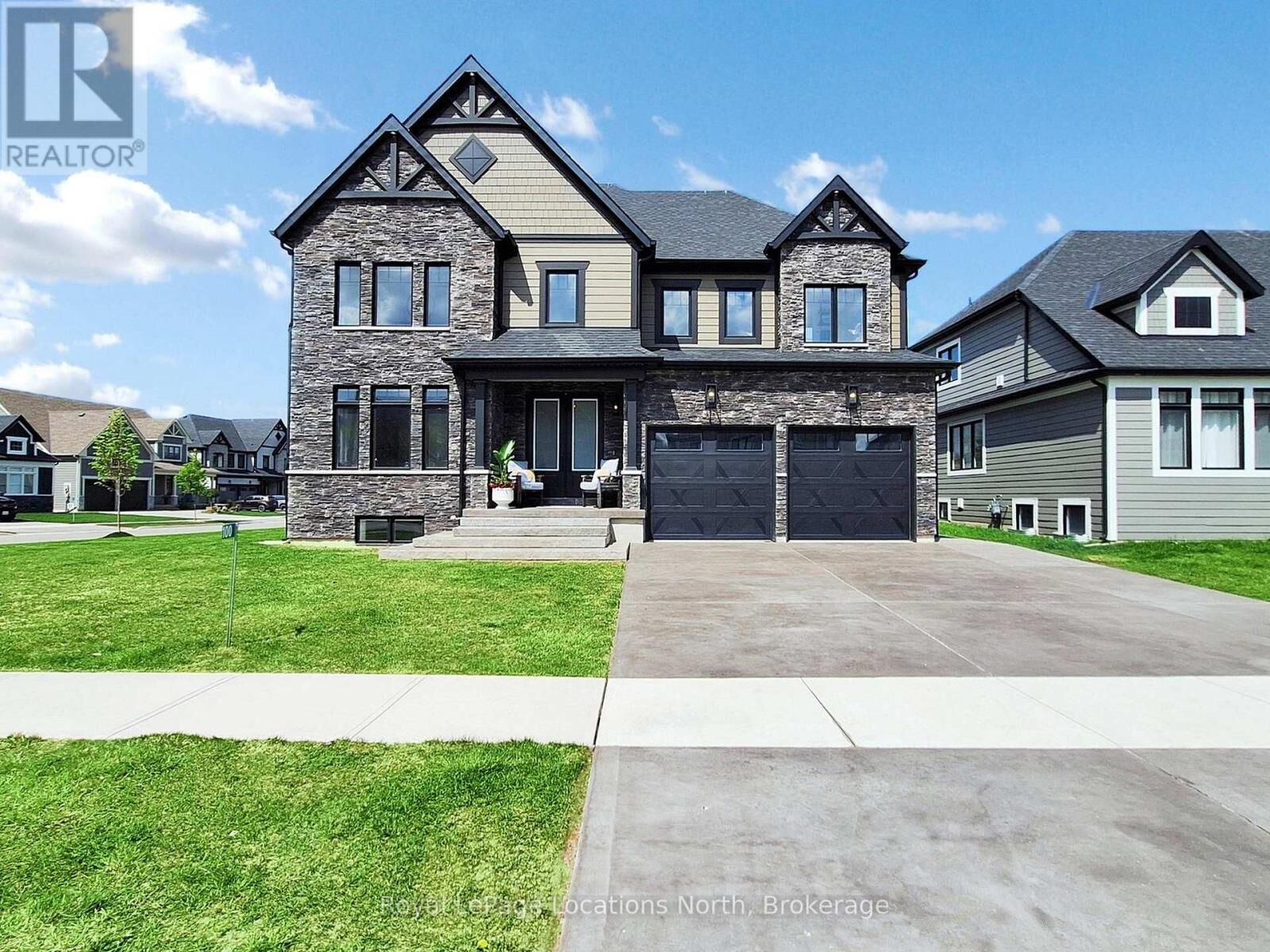 Property Photo: 100 Reed Way ON L9Y 4P5