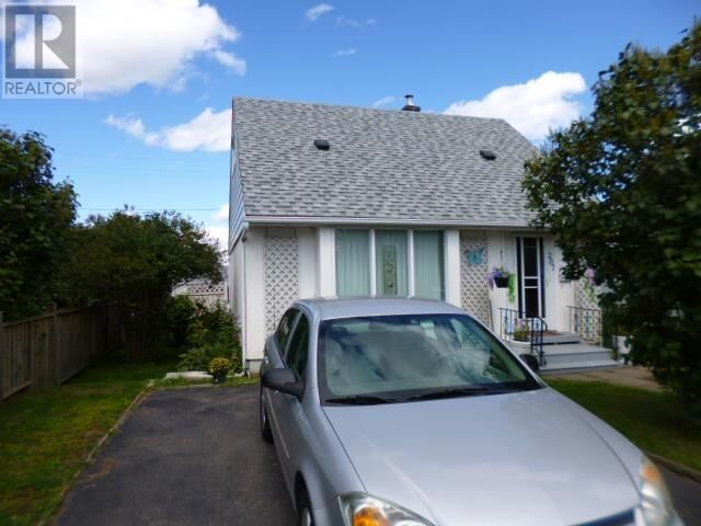 Property Photo:  267 Frederica St  ON P7E 3W1 