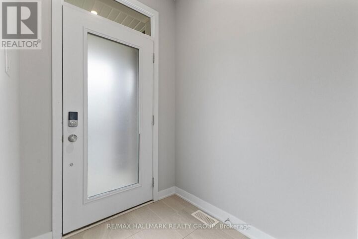 Property Photo:  1015 Cottontail Walk  ON K4A 5H7 