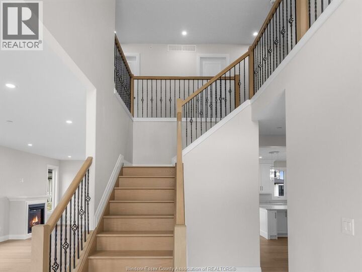 Property Photo:  7350 Garnet Crescent  ON N0R 1J0 