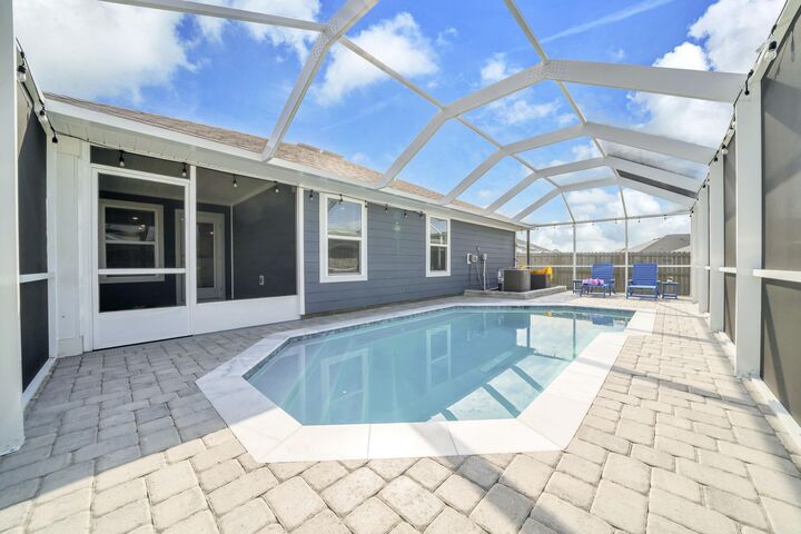 Property Photo:  330 Gray Owl Drive  FL 32439 
