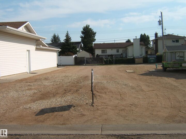 Property Photo:  4829 59 Avenue  AB T9C 1X3 
