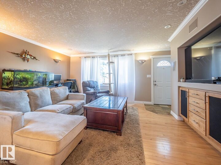 Property Photo:  5337 47 Street  AB T0B 0S0 