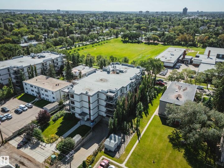 11140 68 Avenue NW 105 — photo 1