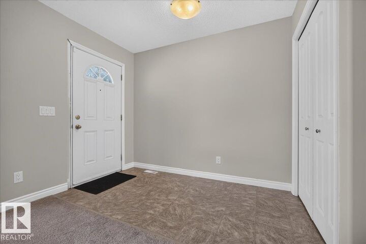 Property Photo:  4925 51 Avenue  AB T0B 3H0 