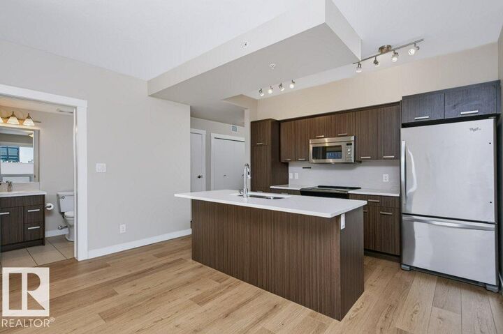 Property Photo: 10410 102 Avenue NW 1002 AB T5J 0E9