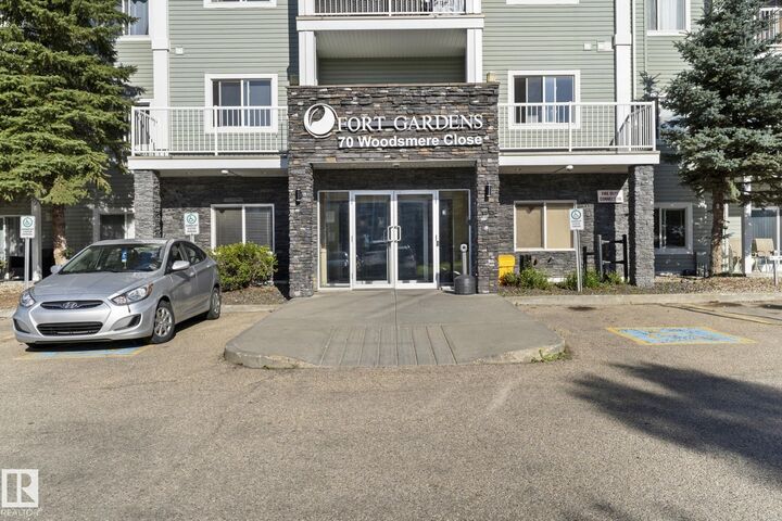 70 Woodsmere Close 112 — photo 1