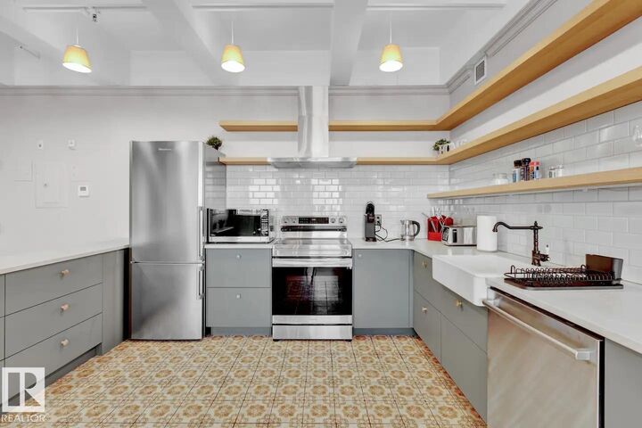 Property Photo:  10105 109 Street NW 903  AB T5J 1M8 
