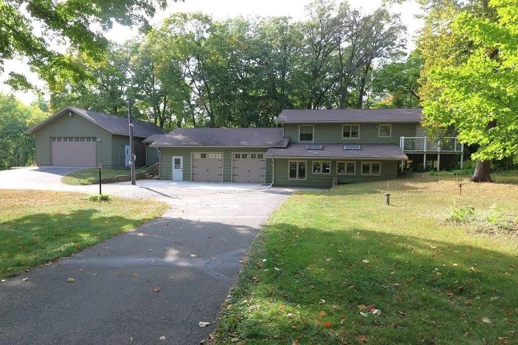 Property Photo:  44011 W Paul Lake Drive  MN 56573 