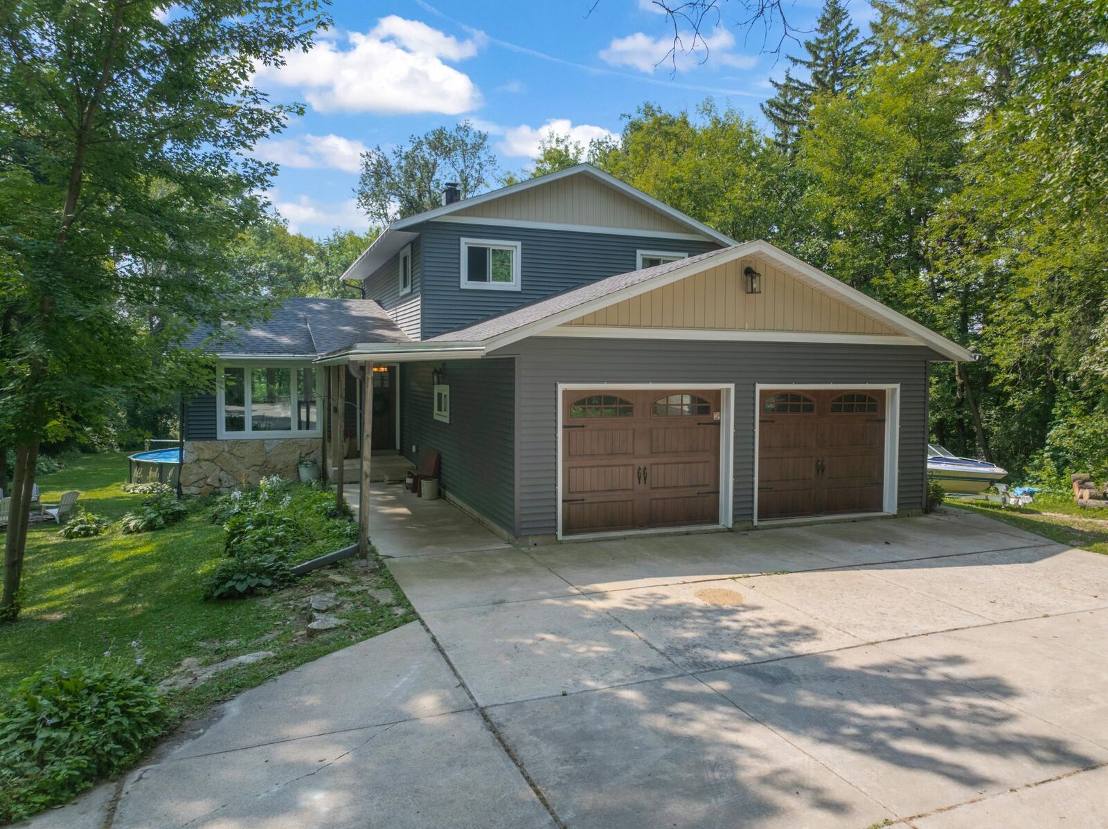 Property Photo:  6813 Woodbine Court SE  MN 55904 