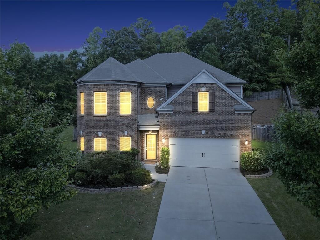 Property Photo: 5950 Somersby Circle GA 30005