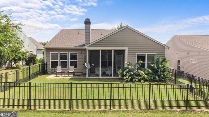 Property Photo: 1061 Crooked Creek Road GA 30642