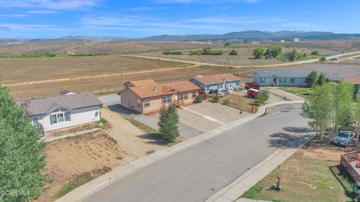 Property Photo:  529 East Aspen Drive  CO 80446 