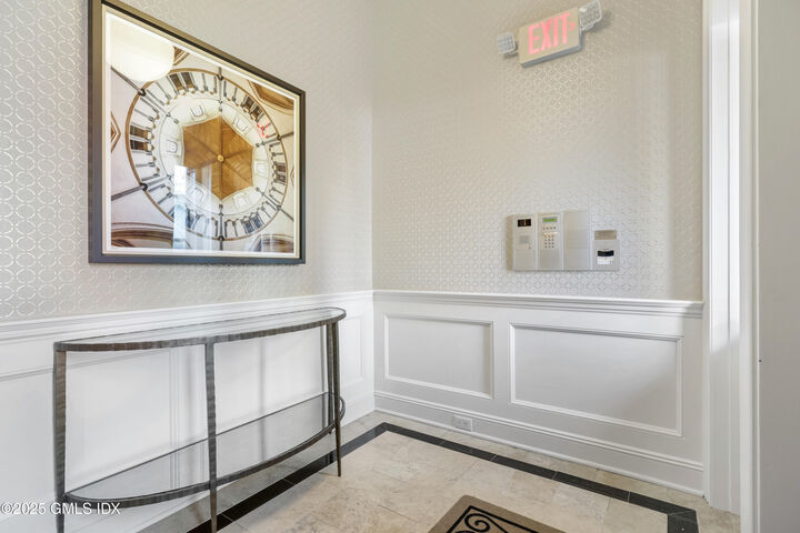 Property Photo:  2 E Elm Street 46  CT 06830 