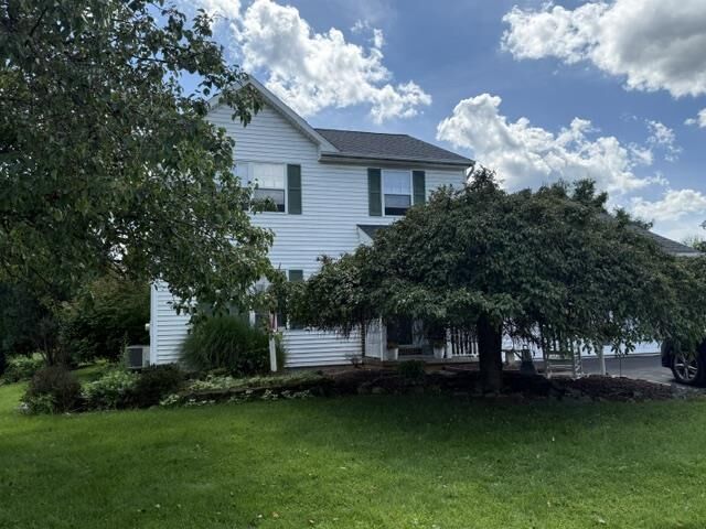 Property Photo:  2170 Black Forest Drive  PA 18037 