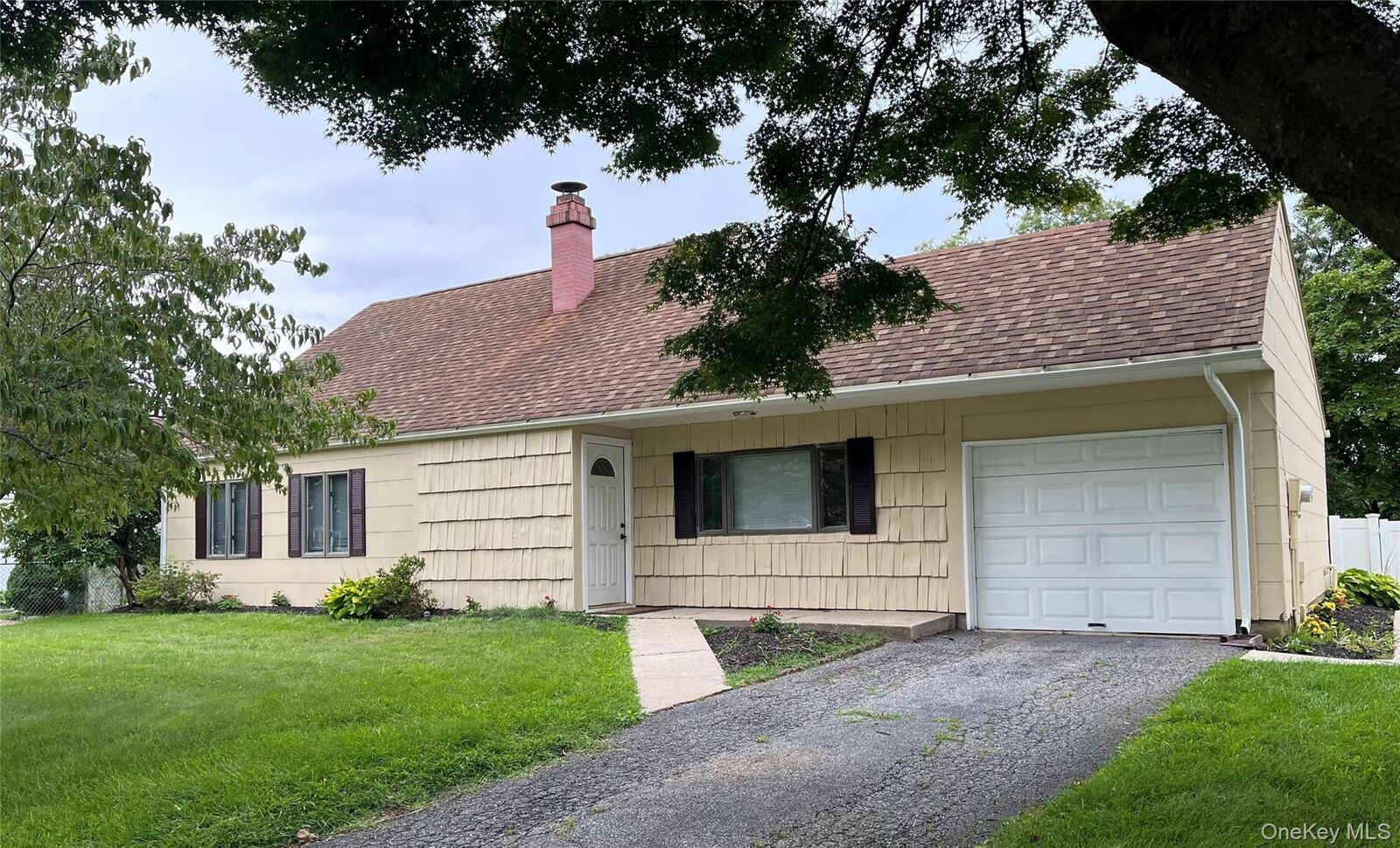 Property Photo: 88 Matsunaye Drive NY 11763