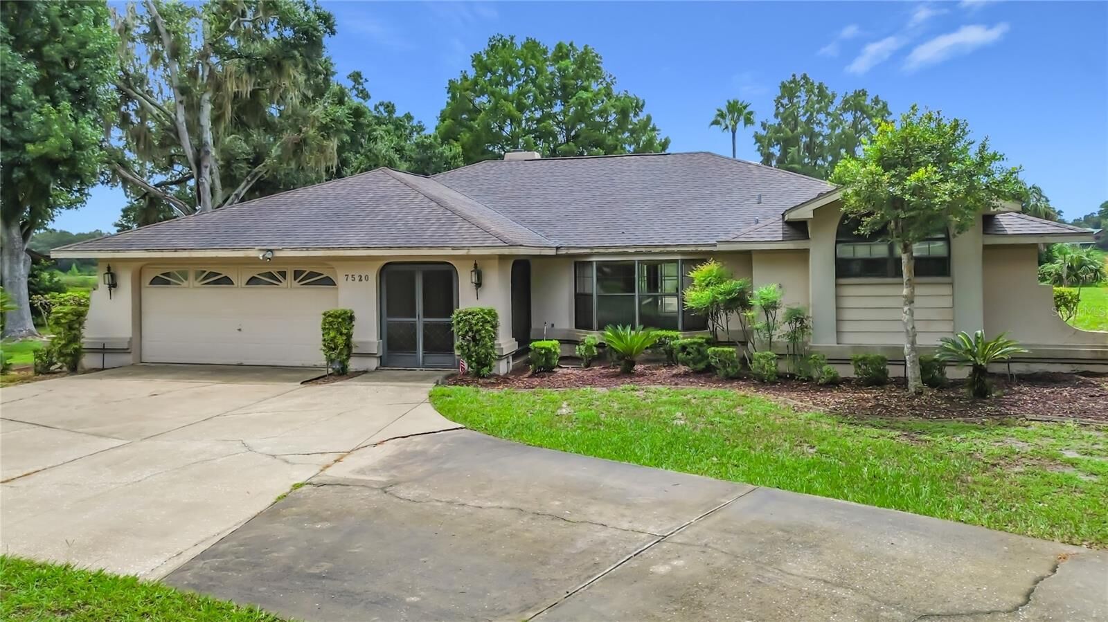 Property Photo:  7520 E Pocono Drive  FL 34450 