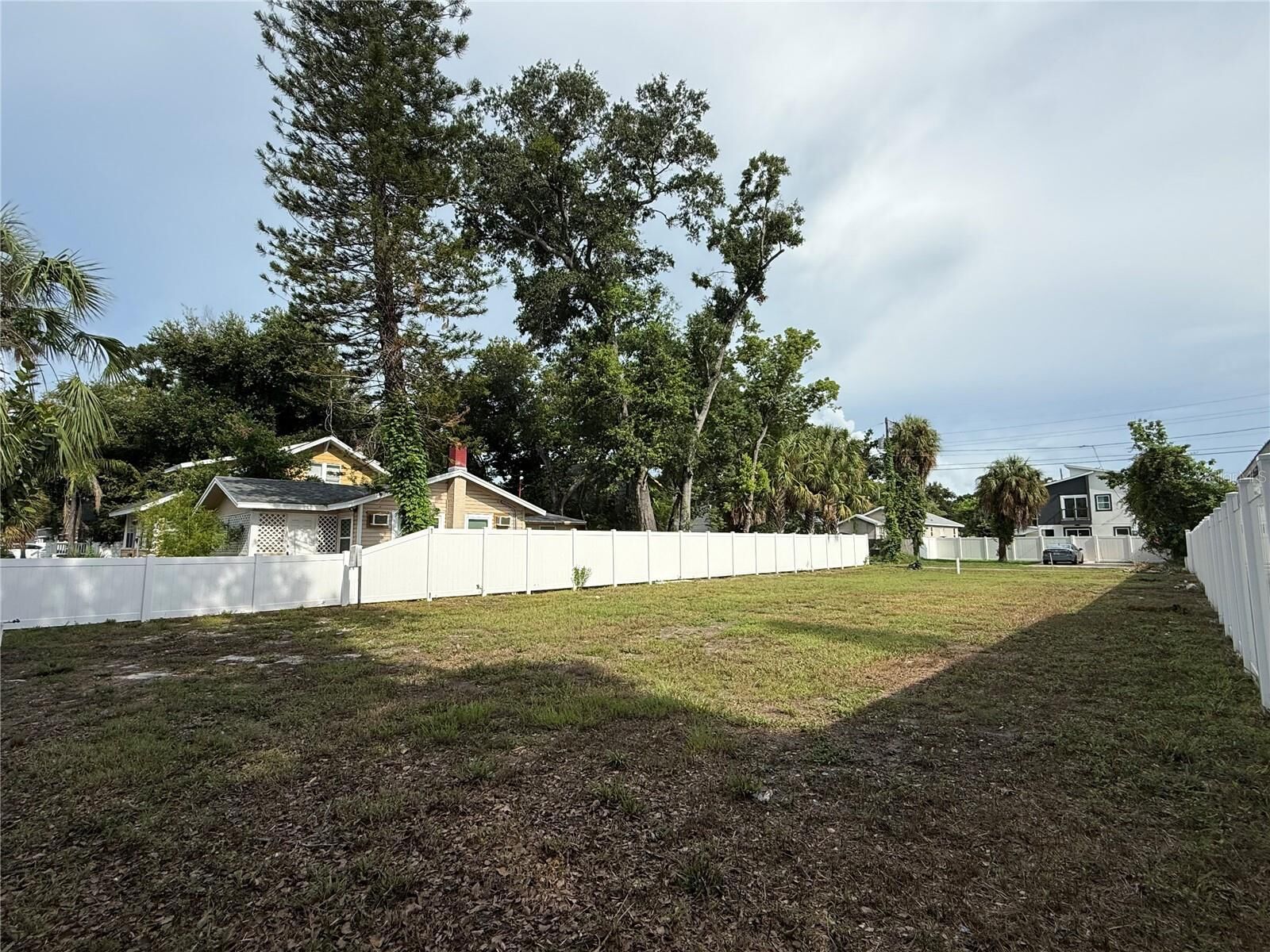 Property Photo:  1011 12th Avenue S  FL 33705 