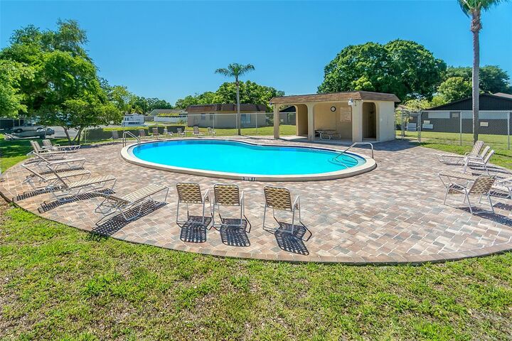 Property Photo:  9922 87th Street  FL 33777 