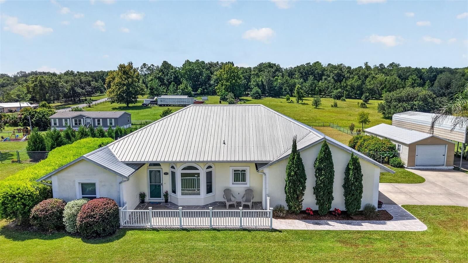 Property Photo: 3650 Gregory Road FL 32159