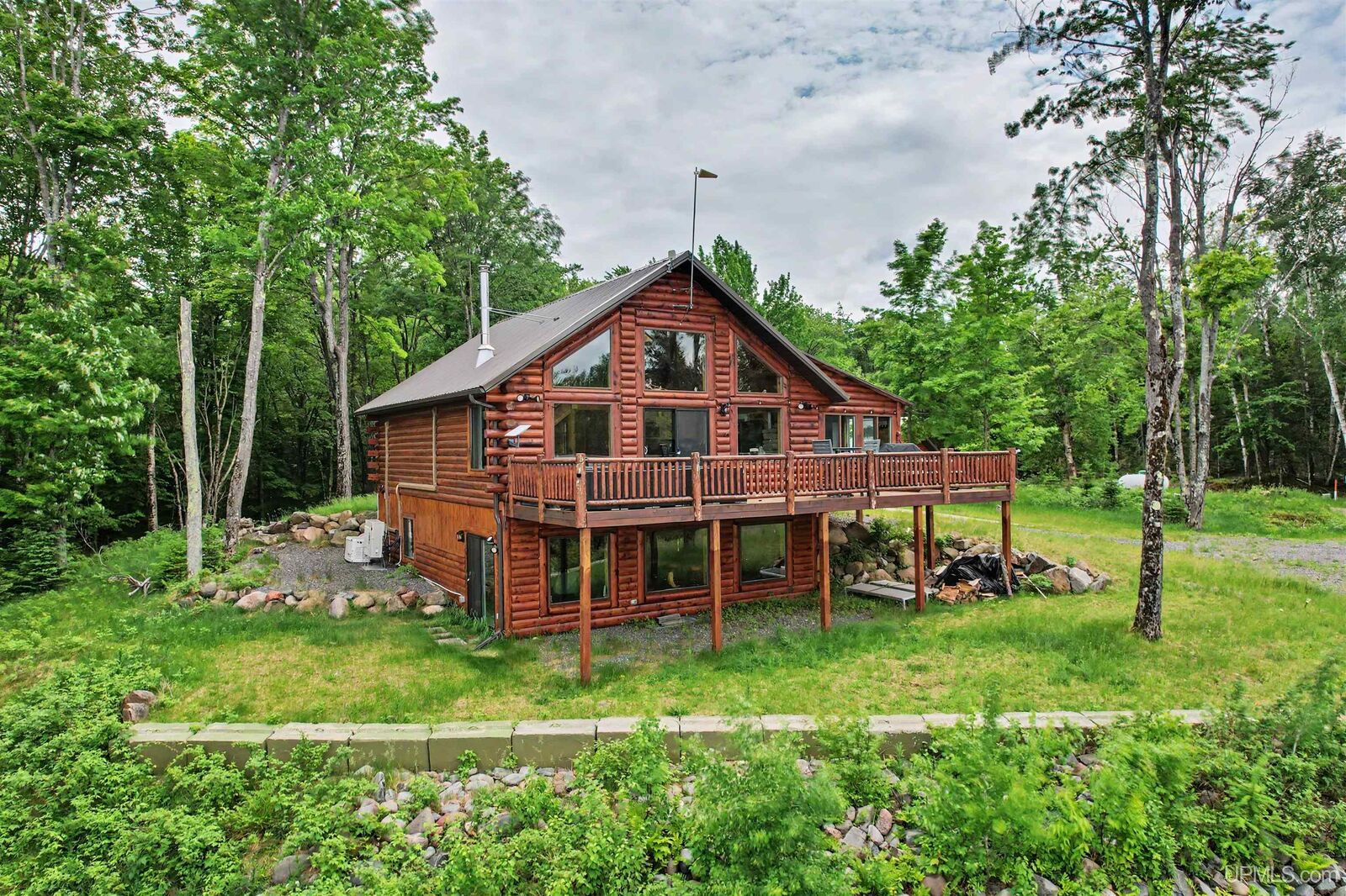 Property Photo:  3704 E Cisco Lake Road  MI 49969 