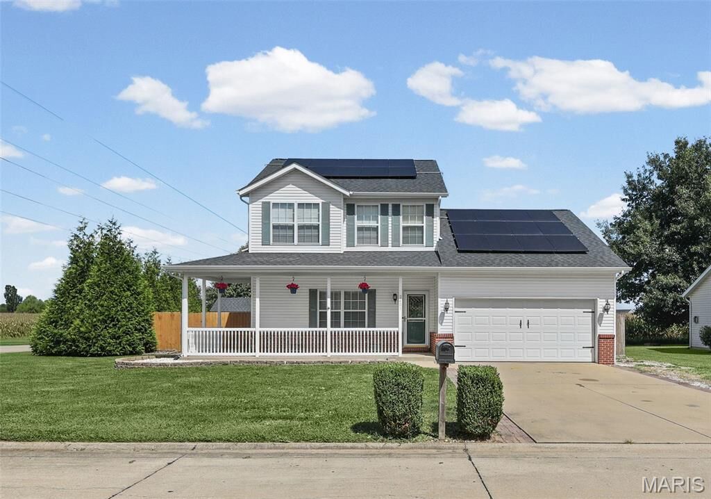 Property Photo:  2401 Coniferous Drive  IL 62221 