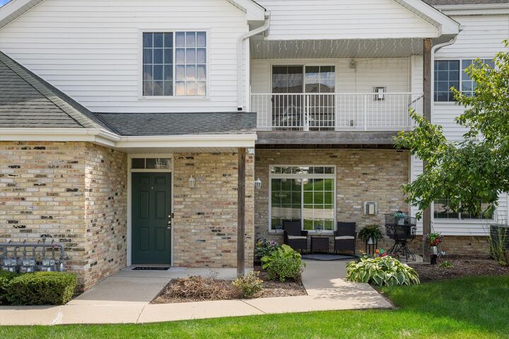 Property Photo:  4226 Taylor Harbor - W  WI 53403 