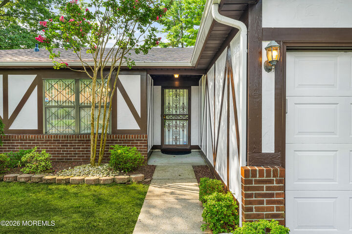 Property Photo:  3 Hampton Drive  NJ 07746 