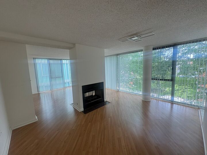 Property Photo: 3120 S Indiana Avenue 302 IL 60616