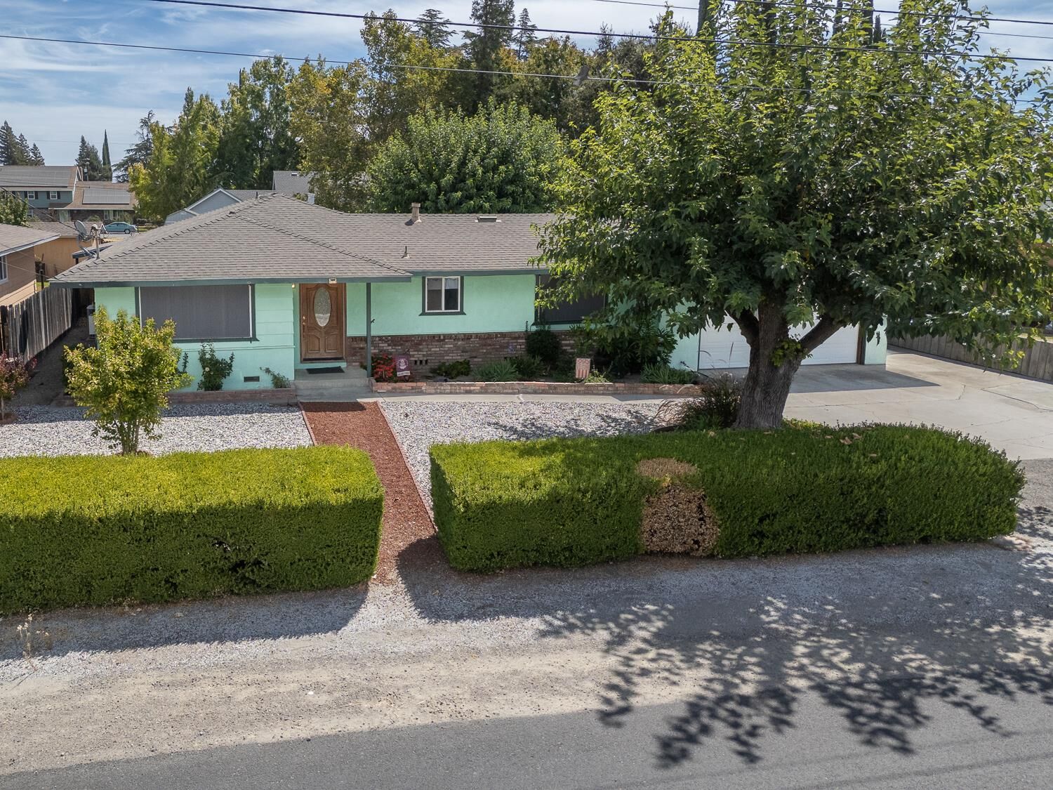 Property Photo:  2727 Locust Street  CA 95982 