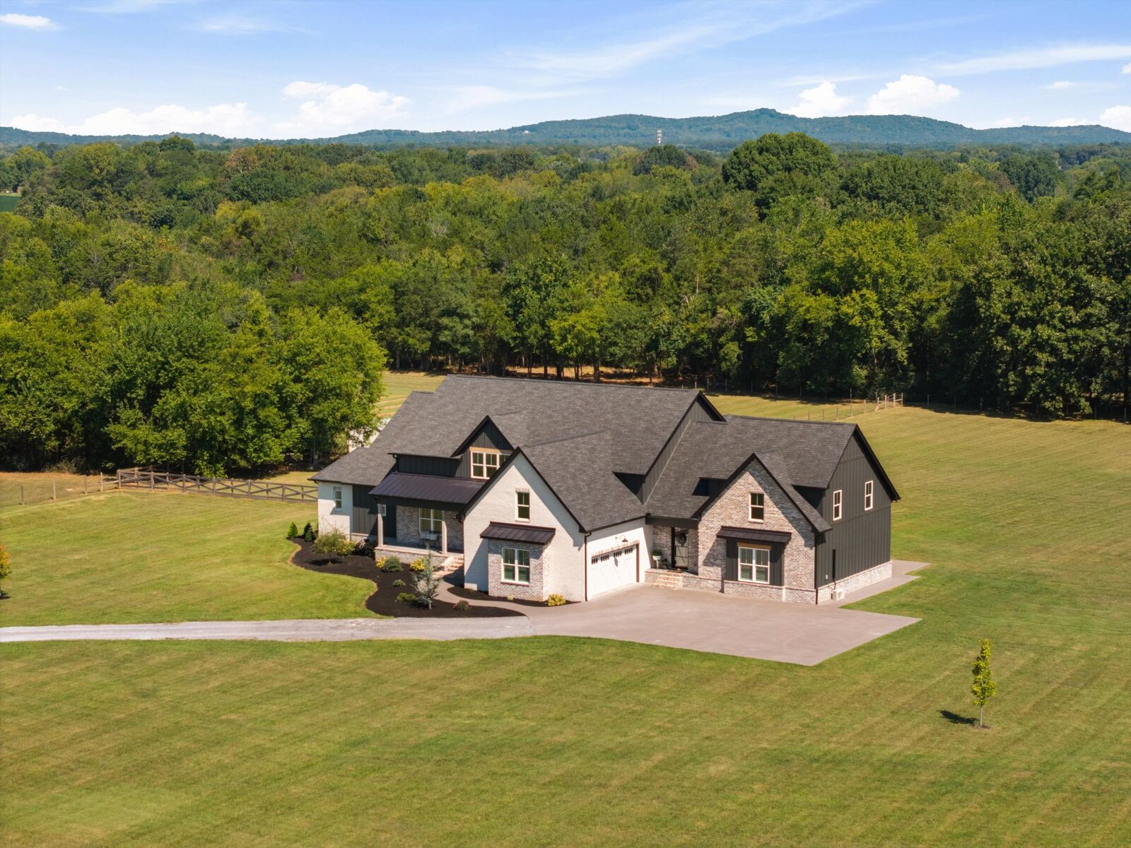Property Photo:  3340 Midland Acres Dr  TN 37020 