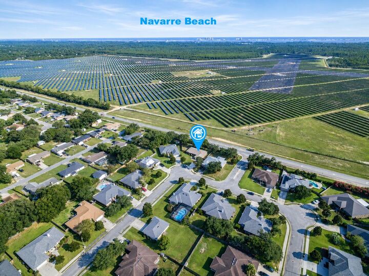 Property Photo:  2511 Stormy Circle  FL 32566 