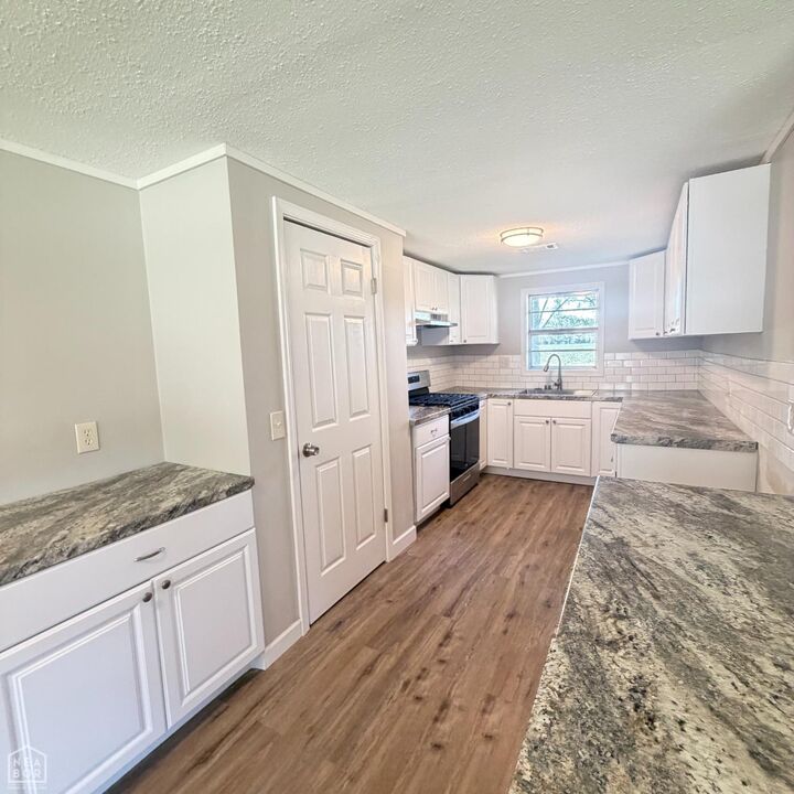 Property Photo:  304 Hayes Street  AR 72433 