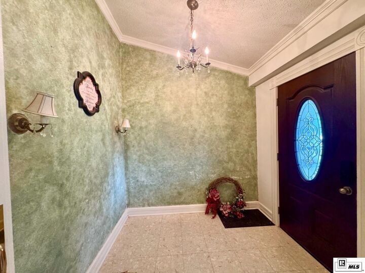 Property Photo:  102 Myrtle Street  LA 71269 