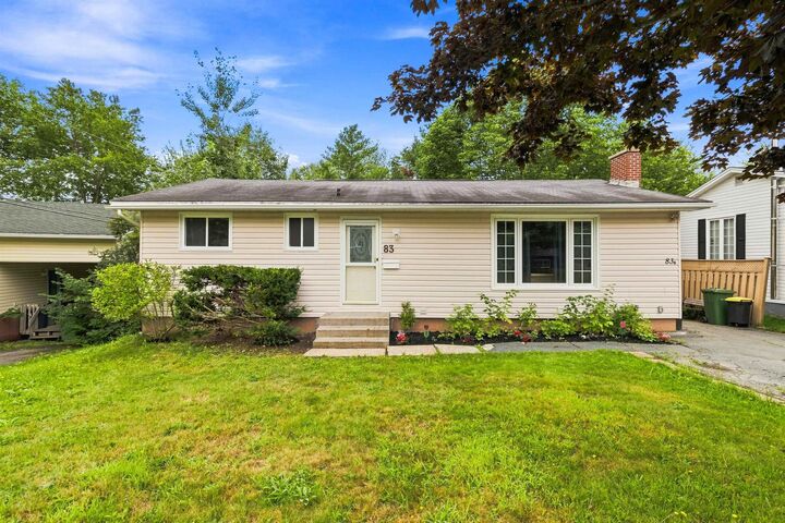 83 Nordic Crescent — photo 1