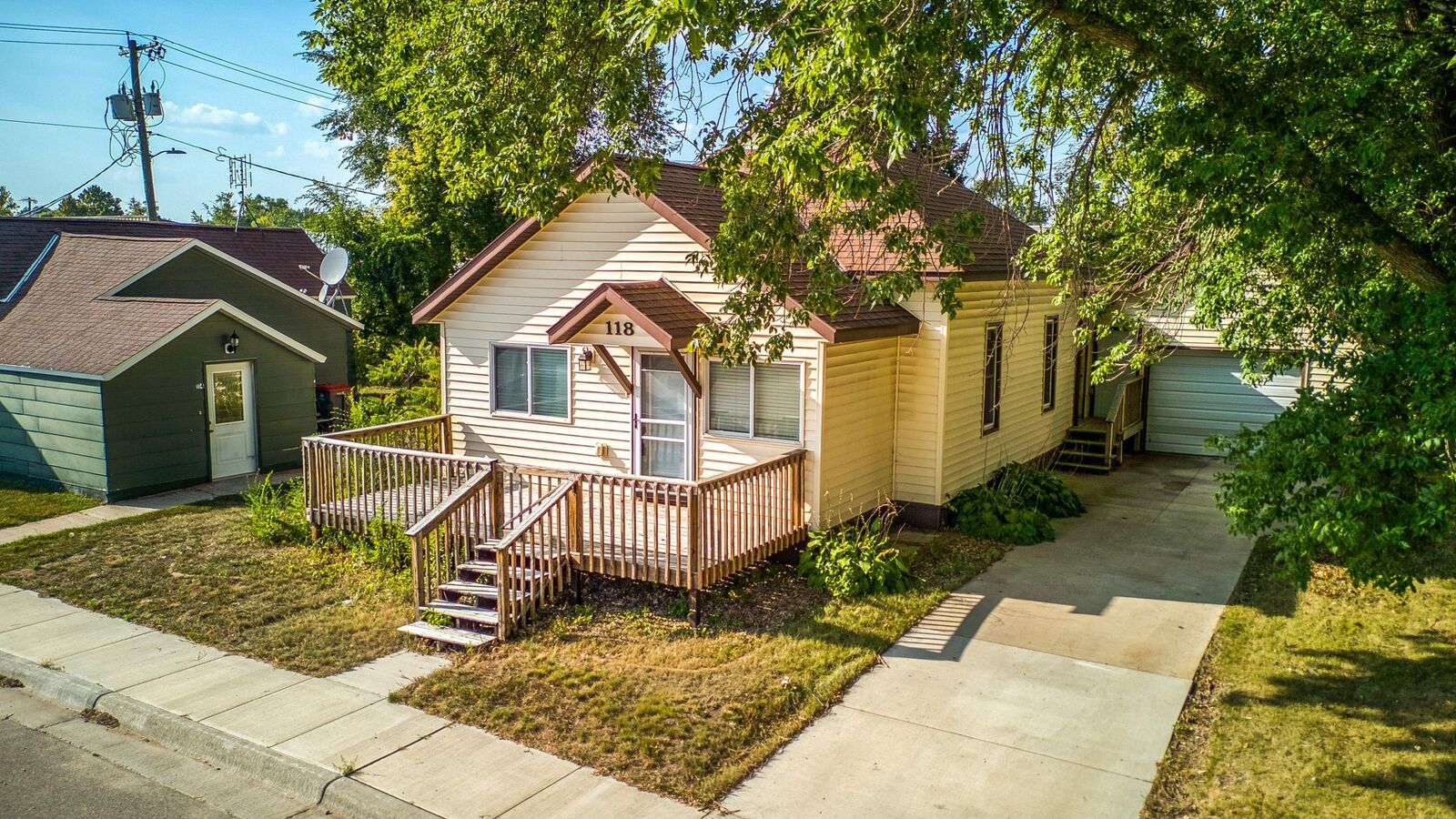 Property Photo: 118 E Colfax Street MN 56361