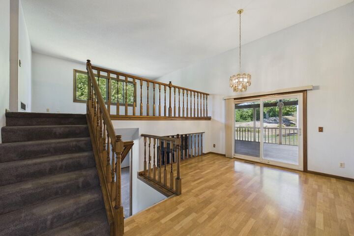 Property Photo:  1604 Rio Loma Drive  MN 55337 