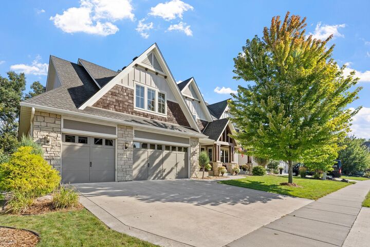 Property Photo:  17276 62nd Avenue N  MN 55311 