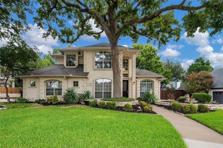 Property Photo:  626 Indian Creek Drive  TX 76262 