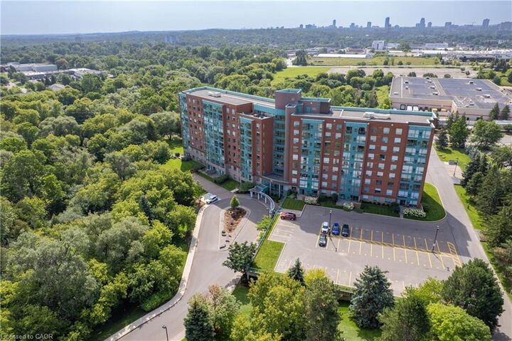 Property Photo:  55 Blue Springs Drive 611  ON N2J 4T3 