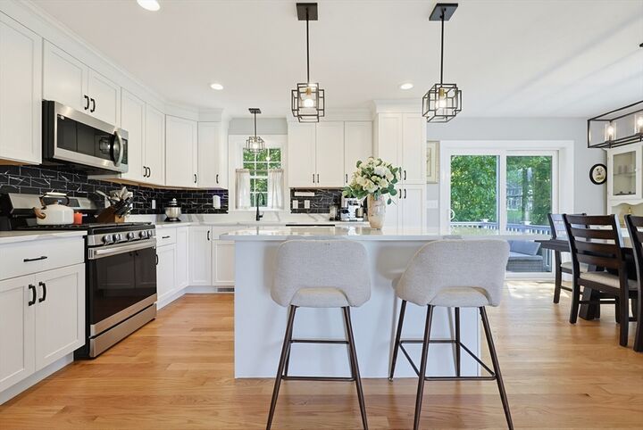 Property Photo:  70 Henrietta Way  MA 02780 