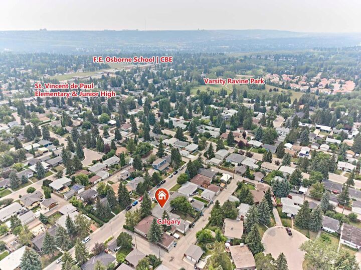 Property Photo: 4820 49 Avenue NW AB T3B 1E2